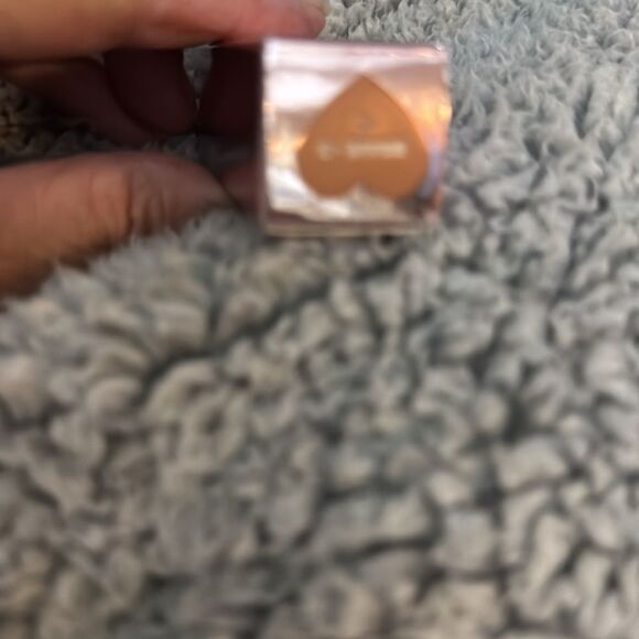 29.00 LADY BOLD TWO FACED LIPSTICK IN BRAVE NIB & NIB REBEL - Picture 5 of 9